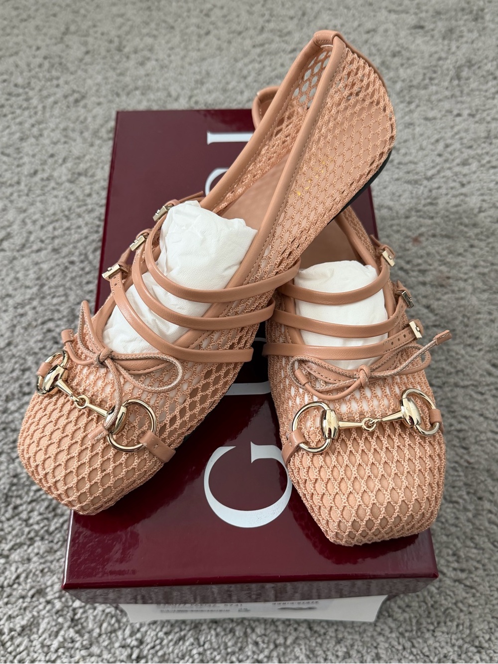 Gucci Peach Woven Ballet Flats with Gold Bit